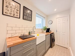 Photo 10- click for photo gallery